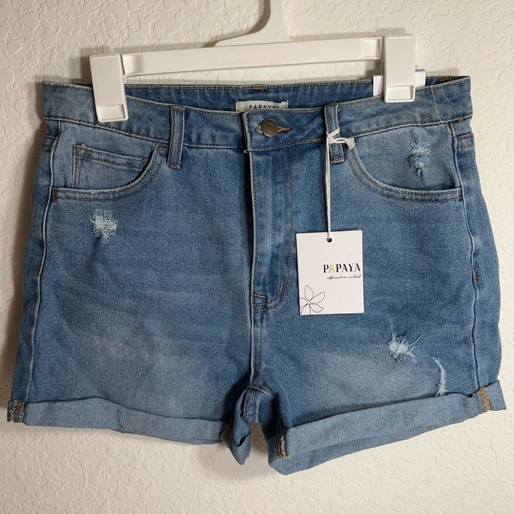 Papaya 3โ Medium Wash Ultra Stretch High Rise Cuffed Shorts - Picture 4 of 5